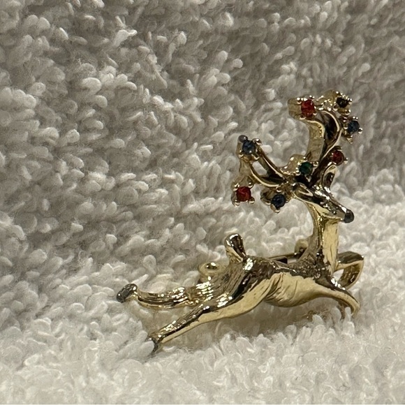 Vintage Gold Tone Reindeer Brooch Rhinestone Antlers Christmas - Picture 4 of 6